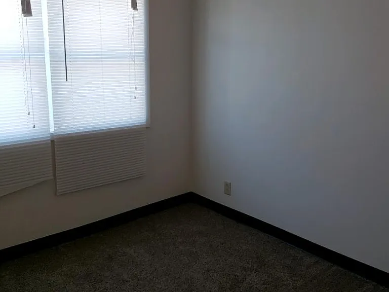 Unit Photo