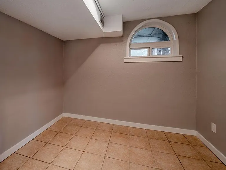 2503 Shipman Ln SE — Photo 26