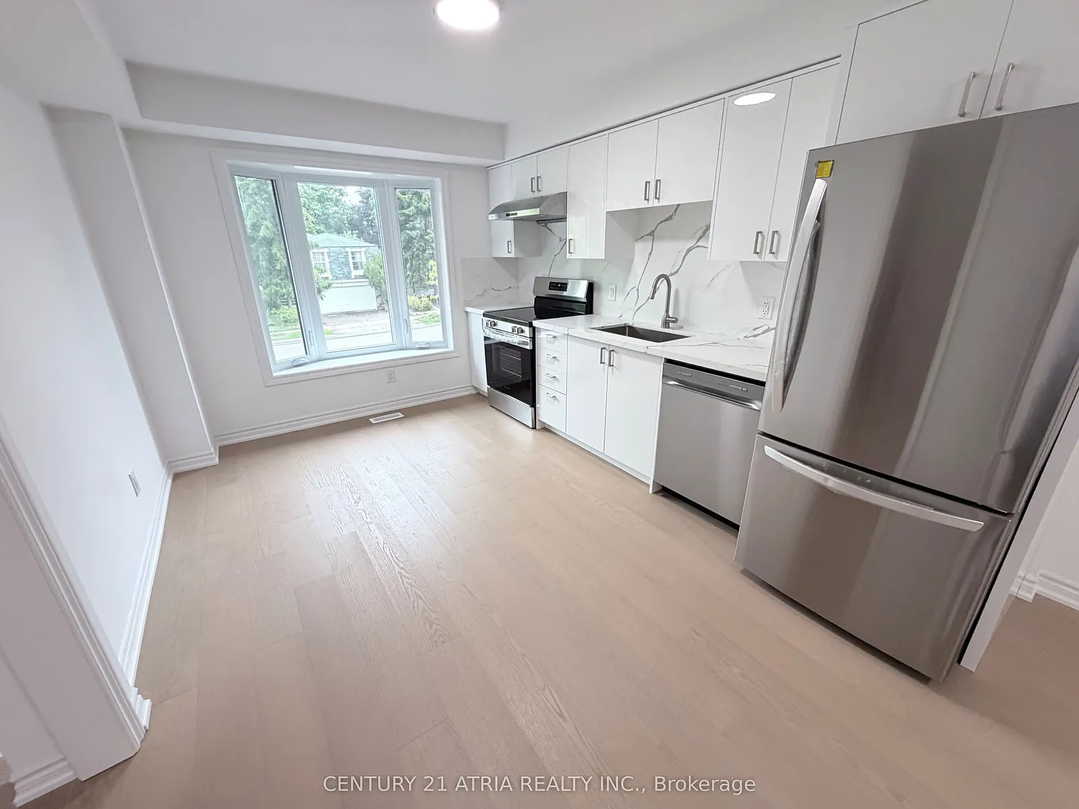 3 bed, $3,400 — Photo 3