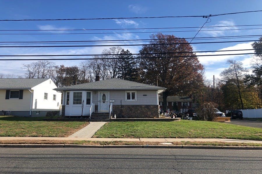 1st image of 128 Cleveland Ave
