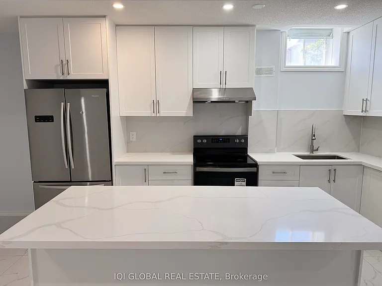 82 Madoc Pl #BASEMENT — Photo 16