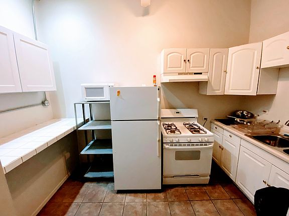 2nd image of 1355 W Chicago Ave #A-1