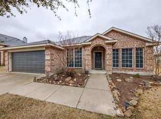 2305 Sparrow Dr, Forney, TX 75126