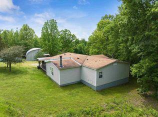 77 Beasley Loop, Linden, TN 37096