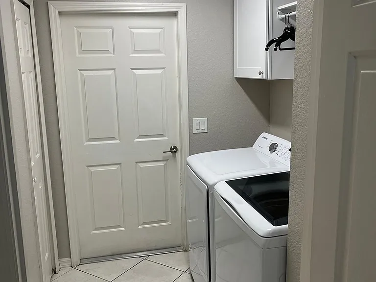 1049 Amanda Kay Cir — Photo 9