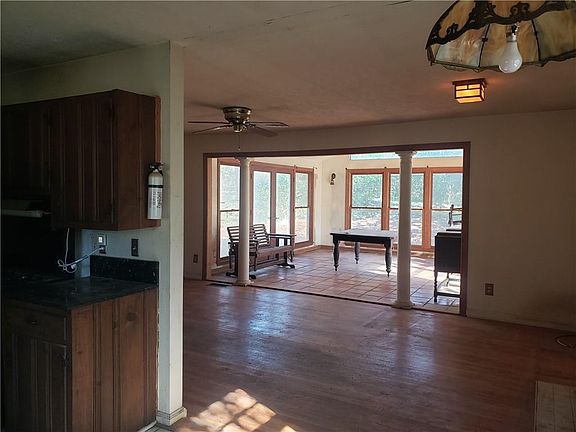 4th image of 3553 Vanet Rd