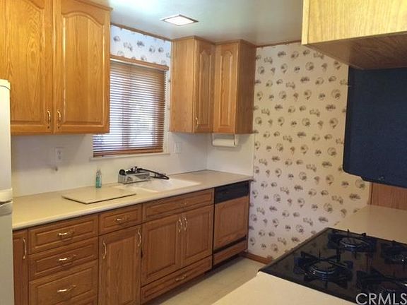 4th image of 2527 E Westport Dr