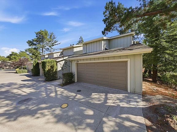 3rd image of 13 Gallowridge Ct