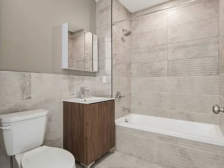 89-25 162nd St #1100 — Photo 10
