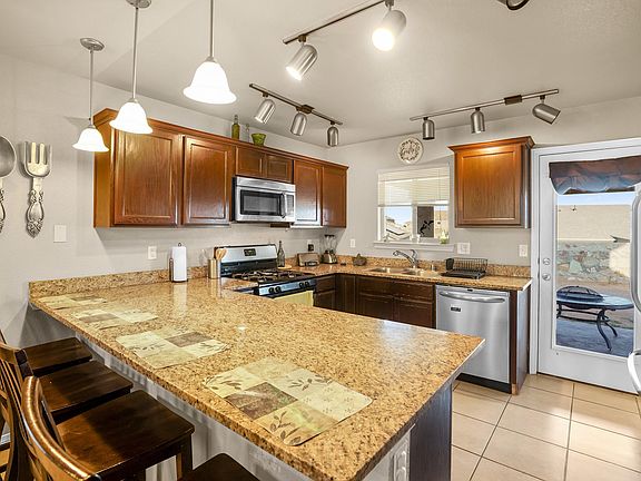 5th image of 12152 Driftwood Ln