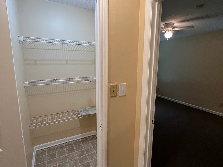 1864 Cedar Ave — Photo 9