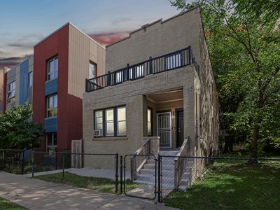 545 N Drake Ave, Chicago, IL, 60624