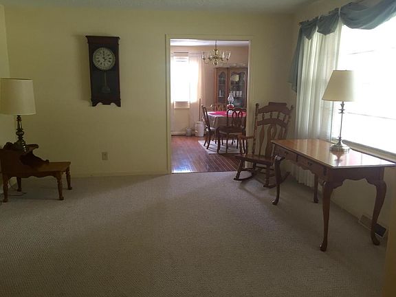 4th image of 1724 Home Cir