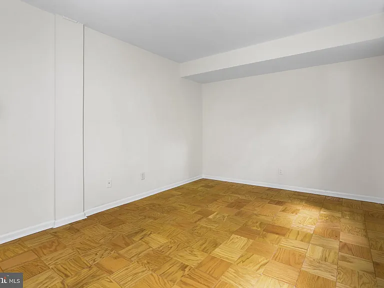 4917 Americana Dr #T6 — Photo 21