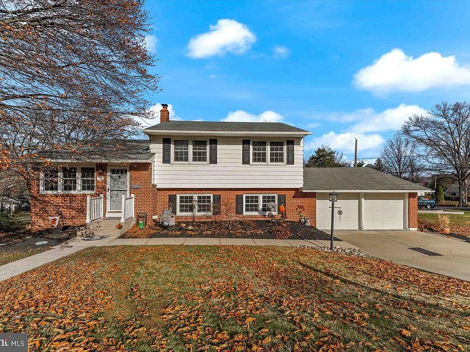 1st image of 125 Oak Ave