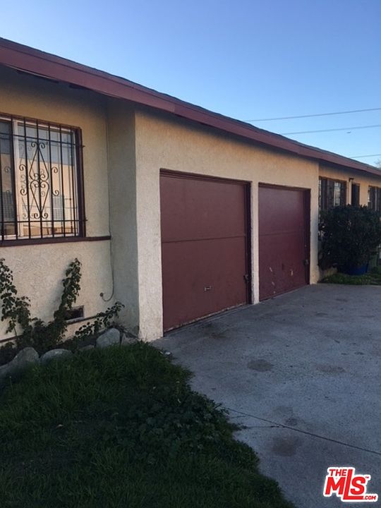 2nd image of 1706 E 114th St