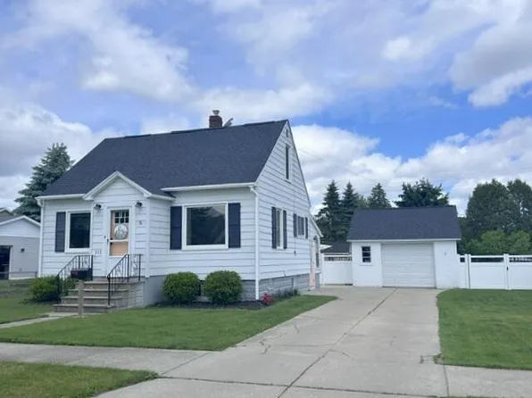 213 E Wisner St, Alpena, MI 49707