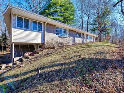 18 Sunset Vista Rd, Hendersonville, NC, 28792