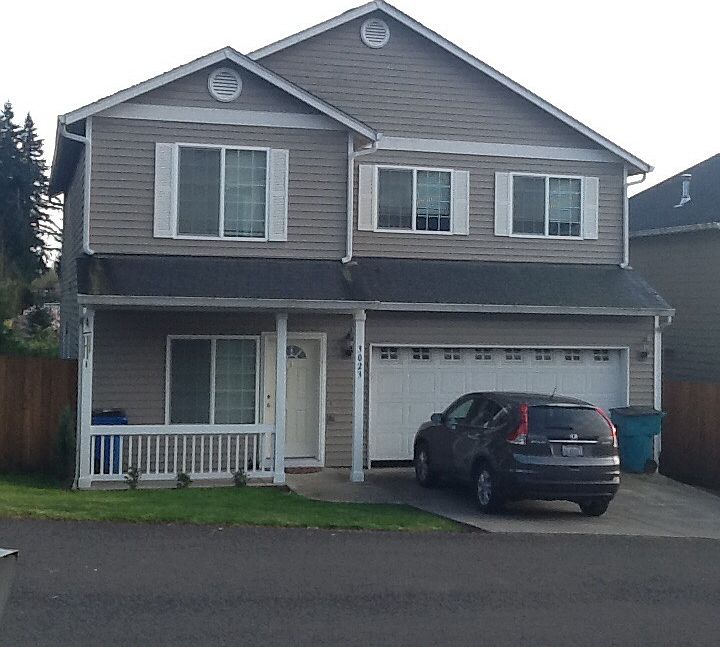 1st image of 3023 NE 87th Cir