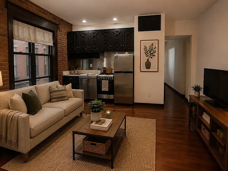 346 E 13th St #3 — Photo 1
