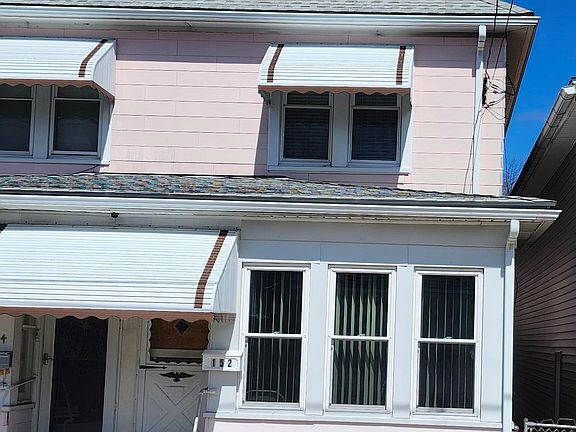 2nd image of 152 W Fell St