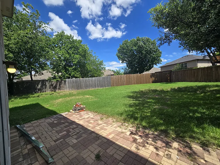 9201 Popes Creek Ct — Photo 5