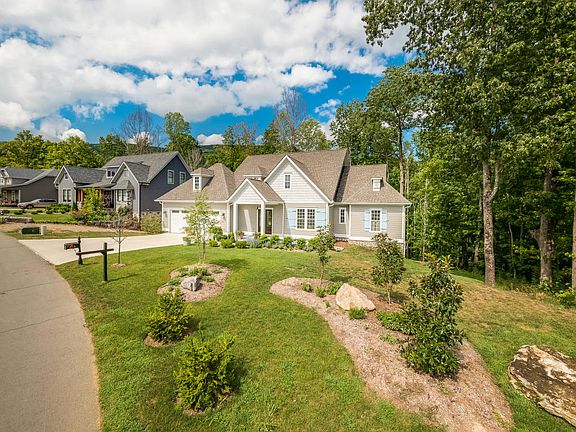 2nd image of 810 River Gorge Dr #331