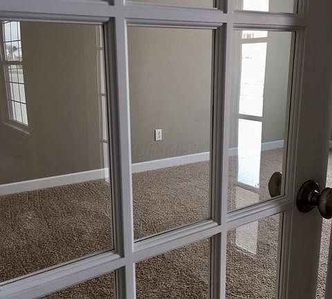 3rd image of 2727 Derby Dr