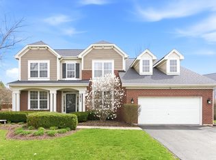 2807 Forest Creek Ln, Naperville, IL 60565