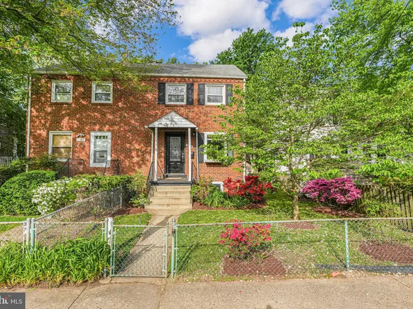 2604 N Winchester St, Arlington, VA 22213