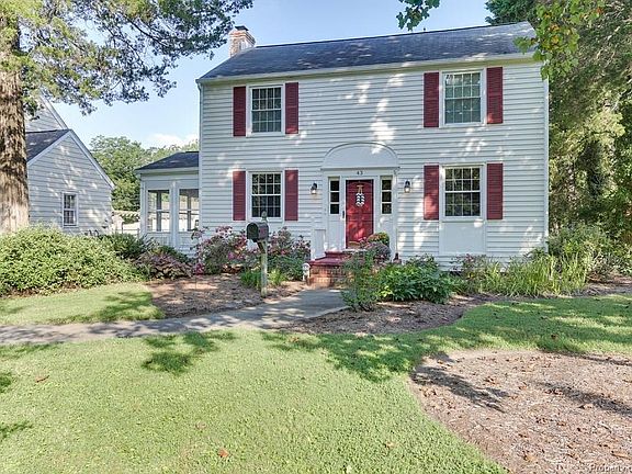 2nd image of 43 Elm Ave