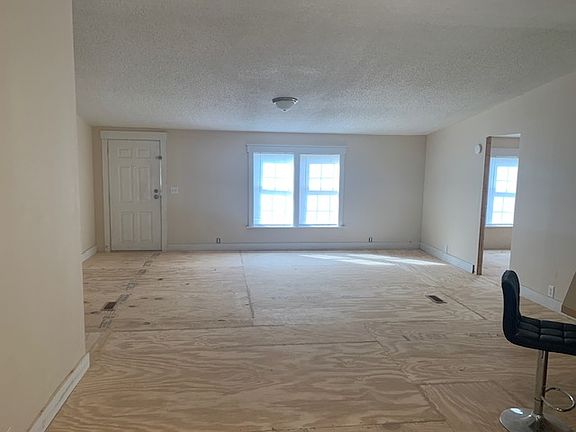 2nd image of 59 Clay Mountain Ln