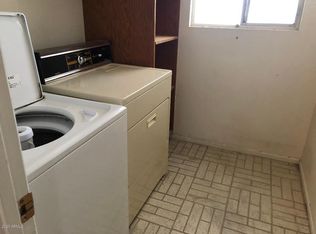 11649 N Coggins Dr, Sun City, AZ 85351