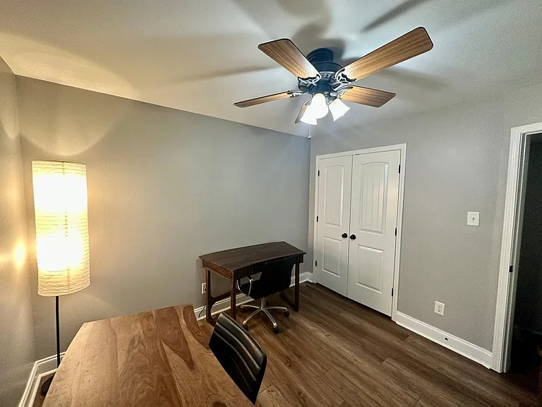 4913 Park Rd #B — Photo 15