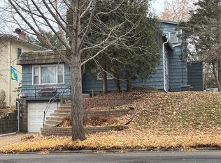 1281 Dale St N, Saint Paul, MN 55117