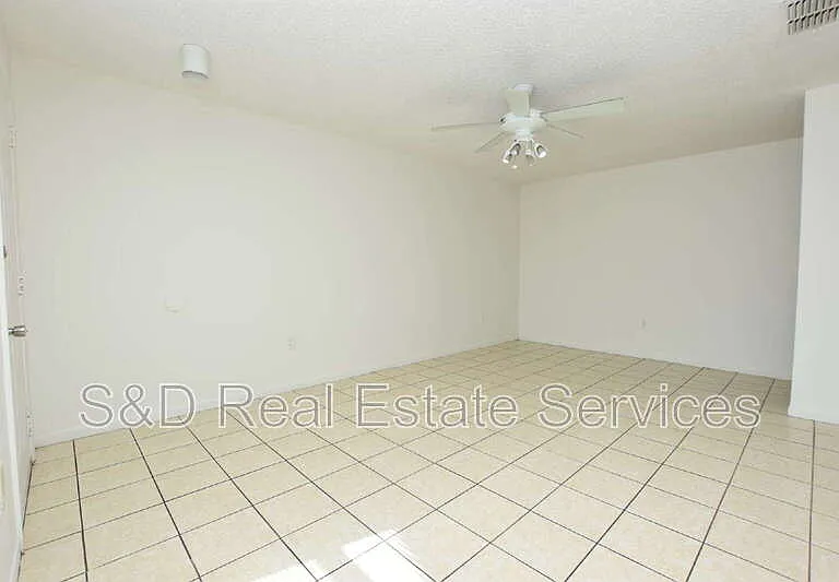 1019 Buccaneer Dr — Photo 10