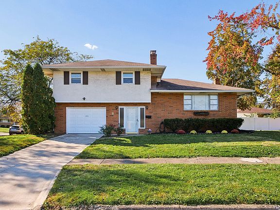 5th image of 1351 Hamlin Pl