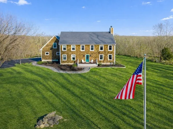 100 Bradley St, Seekonk, MA 02771