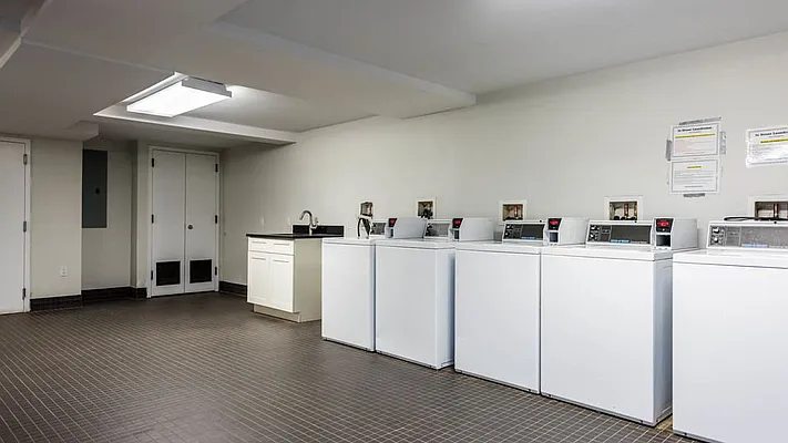 Rented by Nooklyn NYC LLC | media 25