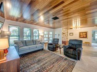 1704 SE 7th St, Cape Coral, FL 33990