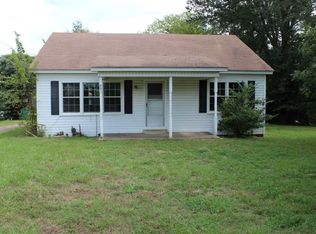 601 S Evenside Ave, Henderson, TX 75654