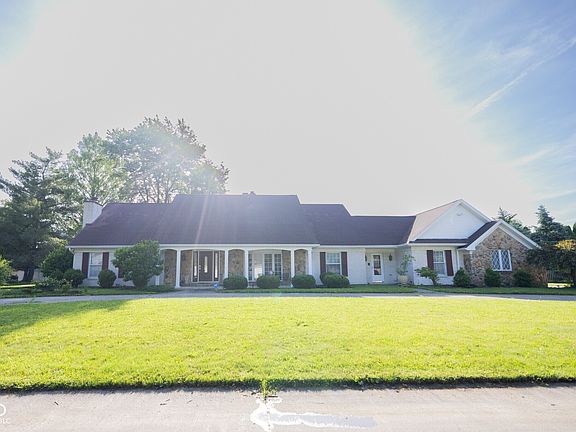 2nd image of 3900 N Vienna Woods Dr