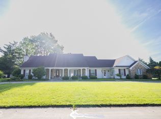 3900 N Vienna Woods Dr, Muncie, IN 47304