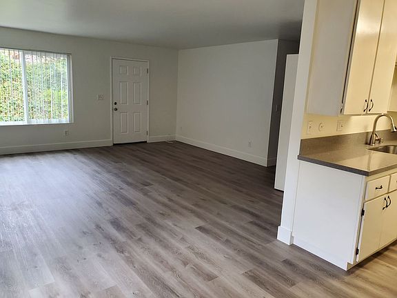 2nd image of 4148 Camino Ticino