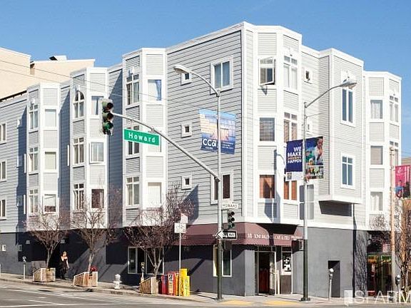 2nd image of 195 7th St #206