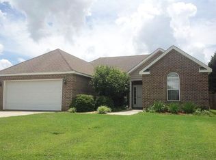 104 Hampstead Ct, Warner Robins, GA 31088