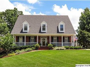 572 Oakline Dr, Birmingham, AL 35226