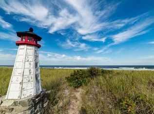 11 Commonwealth Ave, Salisbury, MA 01952