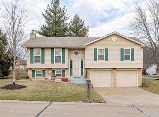 101 Candlelight Ct, Saint Peters, MO 63376