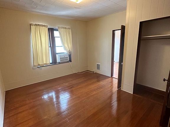 4th image of 2077-2079 Broadway St #2079-1/2